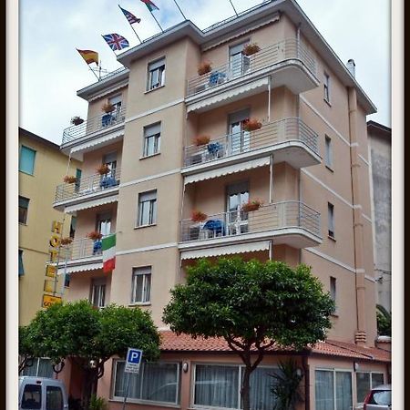 Hotel Del Golfo ليريسي المظهر الخارجي الصورة
